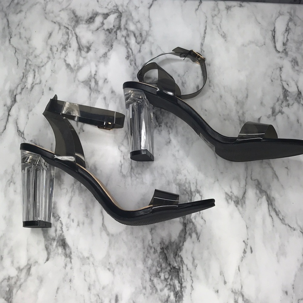 🔥🆕🔥Black clear heels sandals